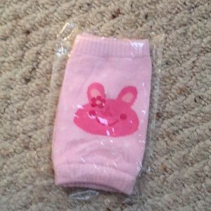 New kids pink and white  ankle warmers